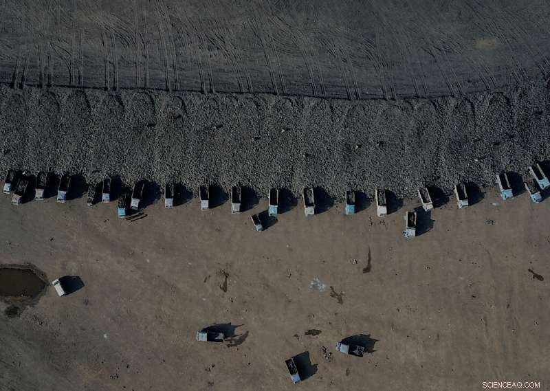 Beijing Closes Roads and Playgrounds Amid Severe Smog Ahead of Winter Olympics