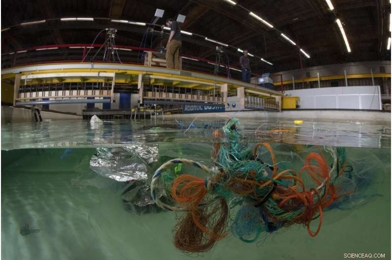 Satellite Surveillance Tracks Marine Plastic Pollution