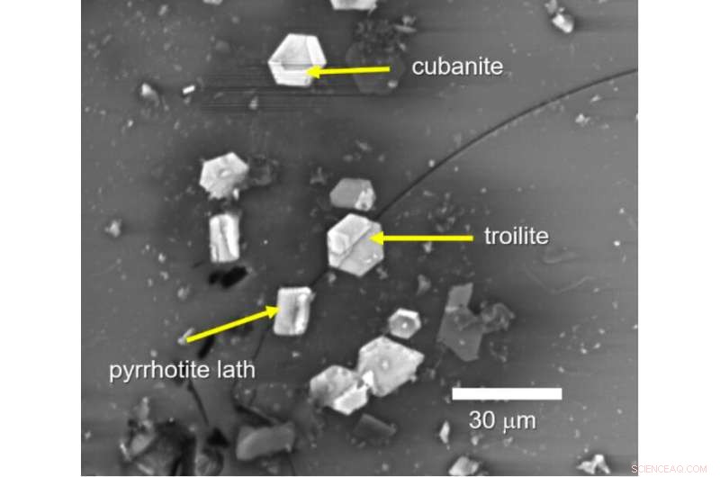 Massive Glassy Rocks in Chile s Atacama Desert Reveal Ancient Comet Explosion