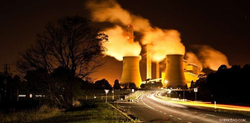 Australia s Net‑Zero Plan Falls Short on Fossil Fuel Export Emissions
