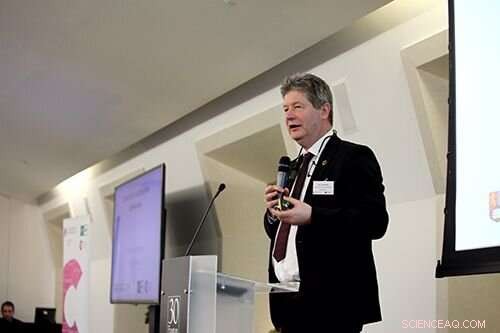 Carbon Accounting Flaws Threaten UK s Net Zero Goals, Academic Warns