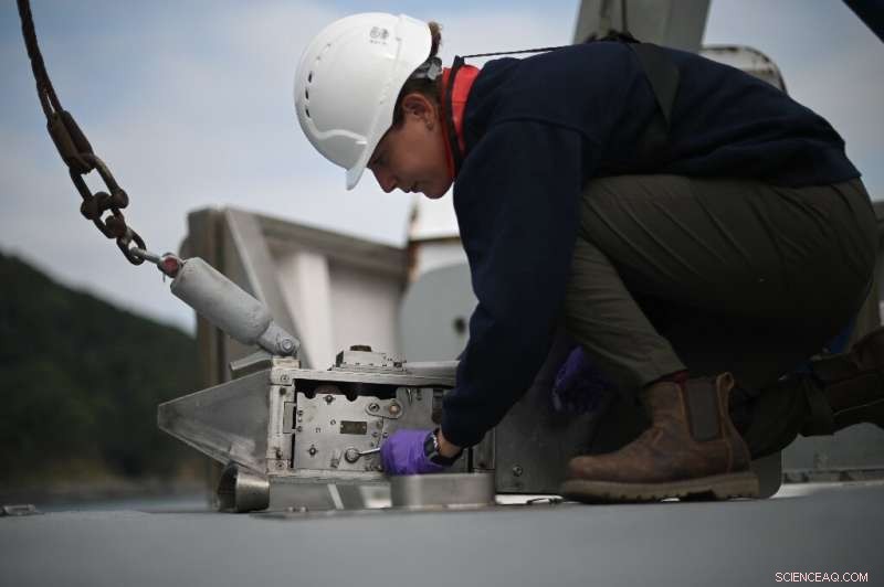 Tiny Plankton, Big Impact: Decoding Ocean Health with Innovative Towed Devices