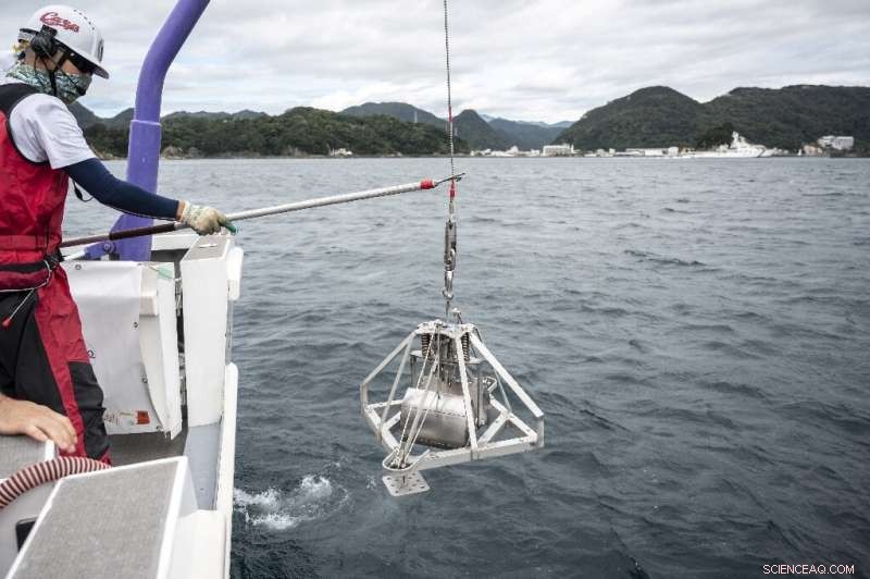 Scientists Investigate Microplastic Threats in Japan’s Pacific Waters