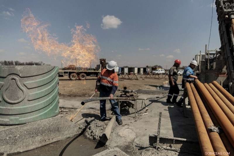 South Africa Uncovers Billions‑Dollar Helium Deposit