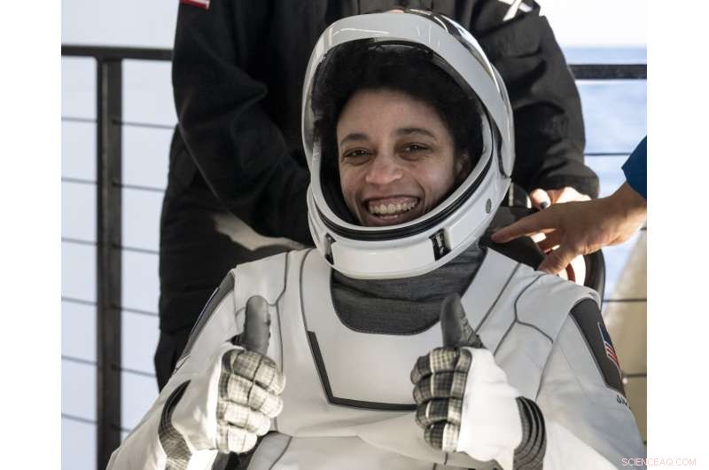 SpaceX Crew Dragon Safely Returns Four Astronauts to Earth After Six-Month Mission