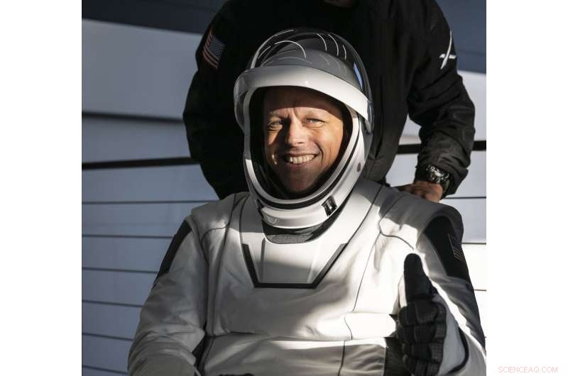 SpaceX Crew Dragon Safely Returns Four Astronauts to Earth After Six-Month Mission