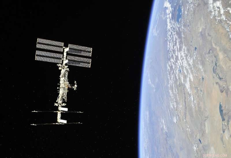 US to Transport Russian Cosmonaut to ISS Amid Ukraine Conflict