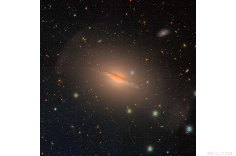 15 Stunning Dark Energy Camera Images of Messier 83