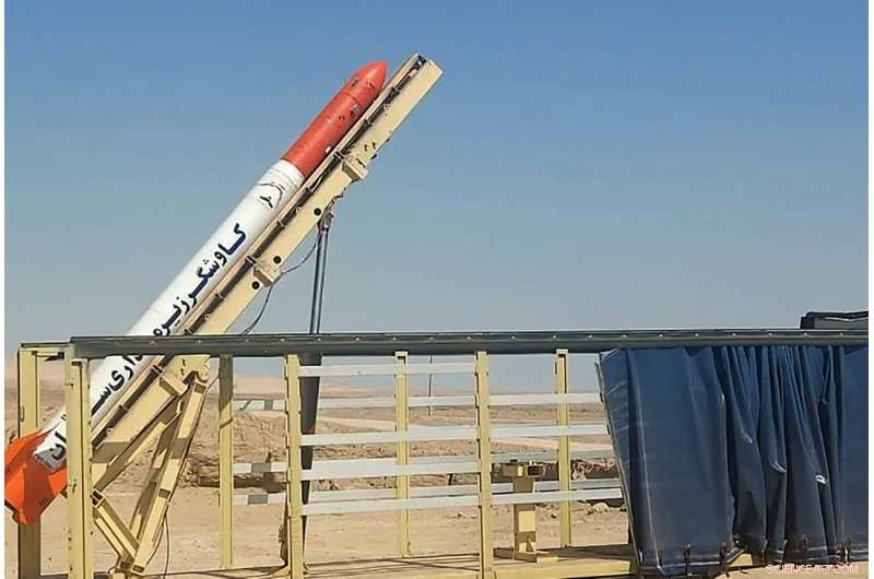 Iran Successfully Launches Test Tug Rocket into Suborbital Space