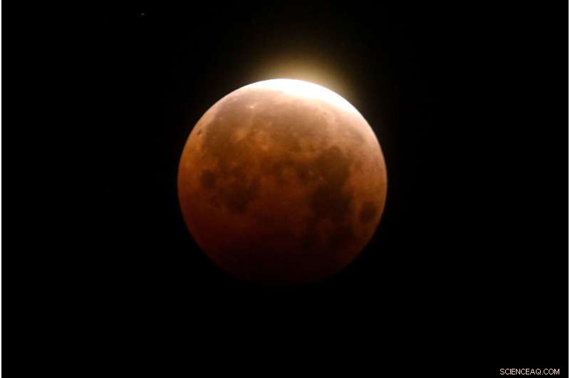 Experience the Red Moon Eclipse Across the Americas This Weekend
