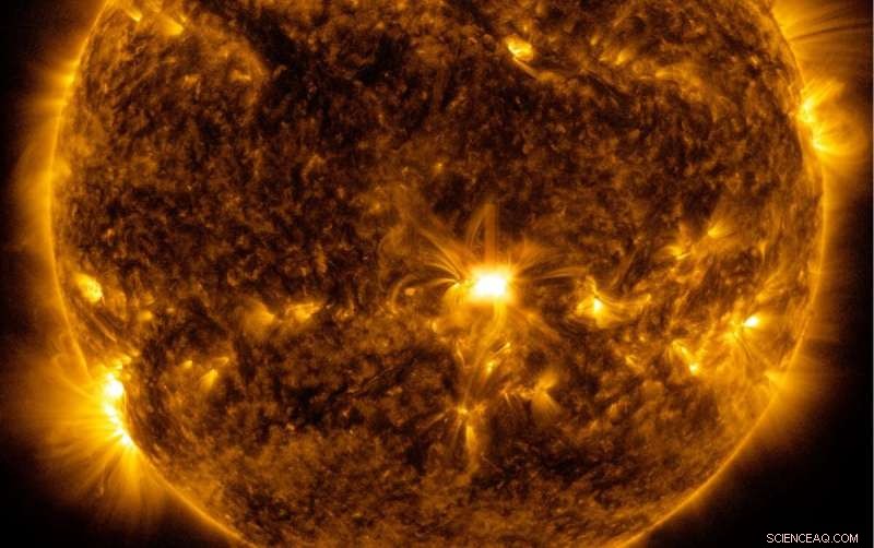 NASA Detects Moderate Solar Flare on May 4, 2022