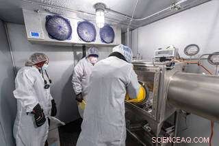 NASA Scientists Initiate Analysis of 50-Year-Old Apollo 17 Lunar Samples