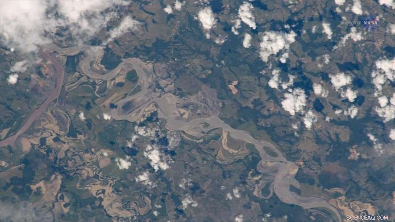 4+ Million Space‑Borne Images Reveal Earth s Changing Landscape