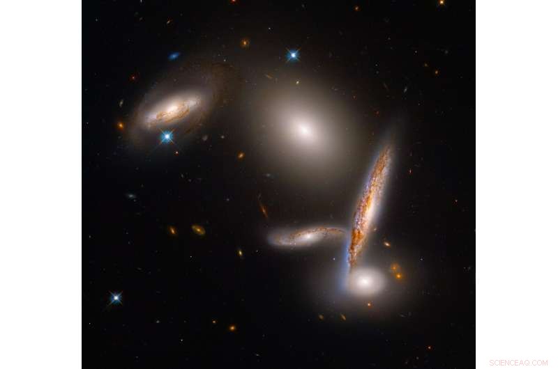 Hubble Space Telescope Turns 32: A Stunning View of Hickson Compact Group 40