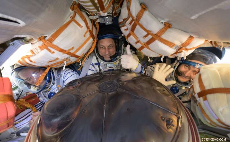US Astronaut Concludes Record Spaceflight, Safely Returns to Earth on Russian Soyuz