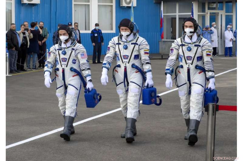 U.S. Astronaut Mark Vande Hei to Return Home on Russian Soyuz Amid Rising Tensions