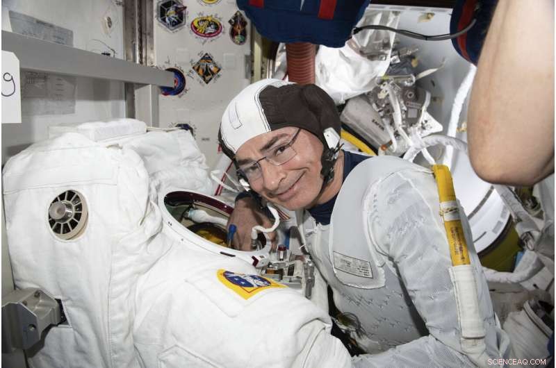 U.S. Astronaut Mark Vande Hei to Return Home on Russian Soyuz Amid Rising Tensions