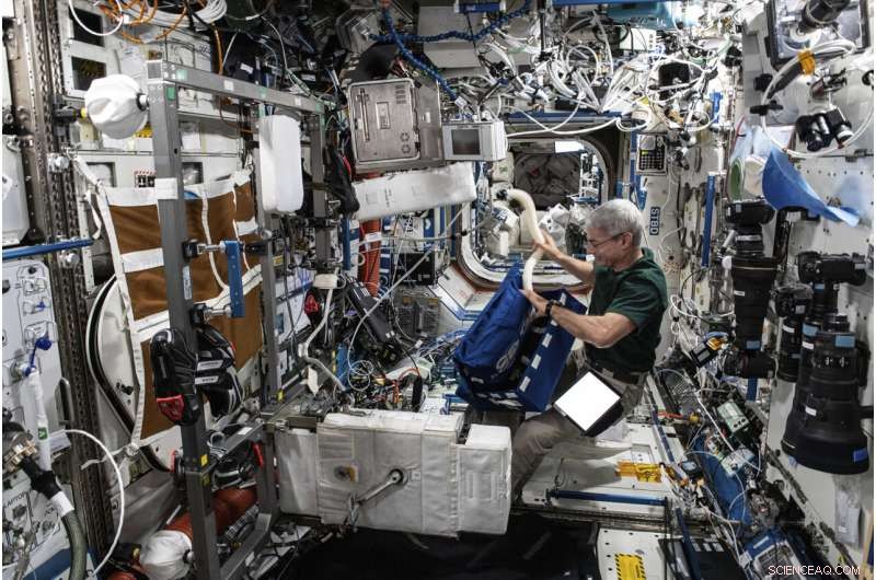 U.S. Astronaut Mark Vande Hei to Return Home on Russian Soyuz Amid Rising Tensions