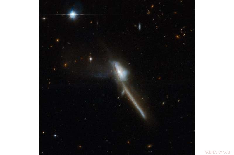 Far‑Infrared Emission from Galaxies with Active Supermassive Black Holes