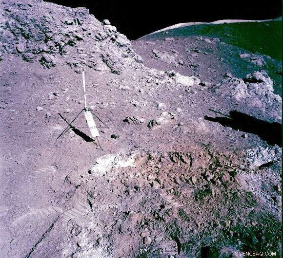 Yutu-2 Rover Discovers Transparent Glass Globules on Lunar Far Side