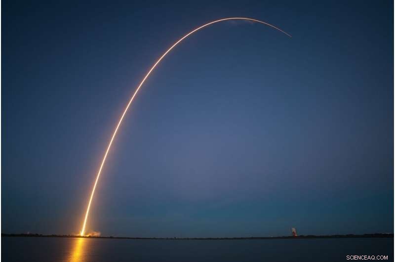 SpaceX Launches 50 Starlink Satellites, Expanding Global Internet Coverage