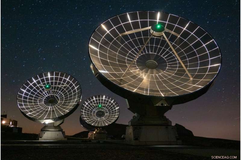 Cold Water Vapor Cloud’s Shadow Uncovers Early Universe Temperature