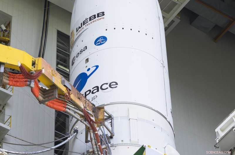 Hubble vs. Webb: A Deep Dive into Two Space Telescope Legends