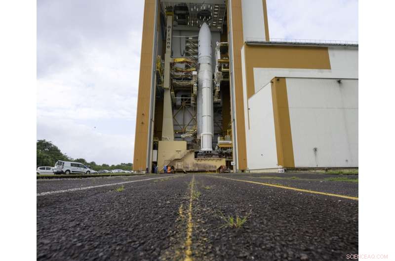 Hubble vs. Webb: A Deep Dive into Two Space Telescope Legends