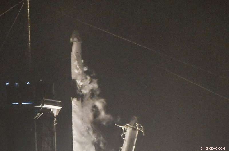 SpaceX Delivers Christmas Supplies to ISS, Marks 100th Successful Rocket Landing