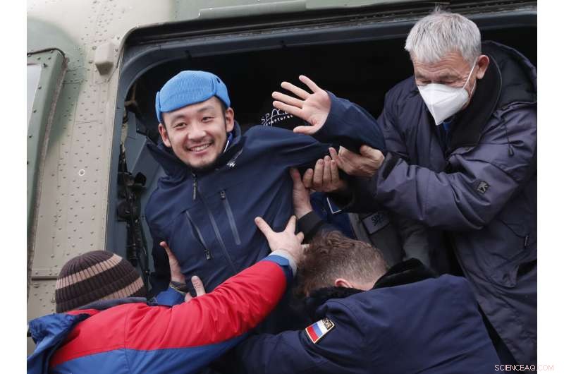 Japanese Space Tourist Yusaku Maezawa Safely Returns to Earth