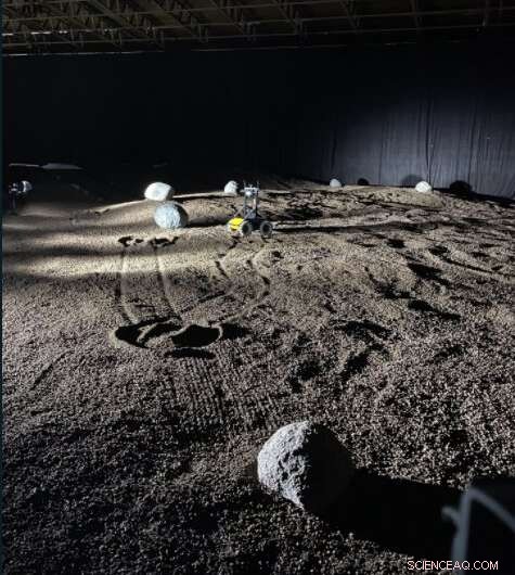 ESA-ESRIC Launches First Space Resources Challenge for Driving and Walking Rovers