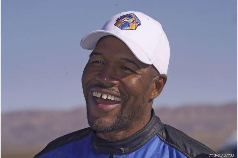 Michael Strahan Soars to Space with Alan Shepard’s Daughter – A Historic Moment