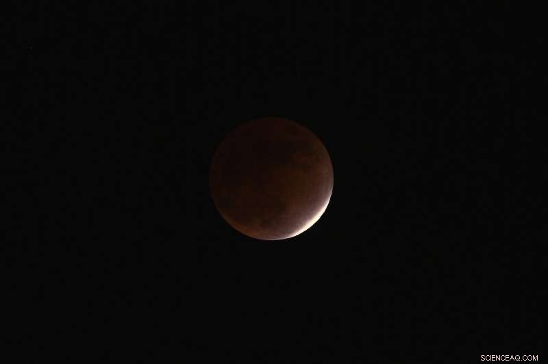 Tokyo Witnesses Record-Setting Partial Lunar Eclipse: The Longest Since 1440