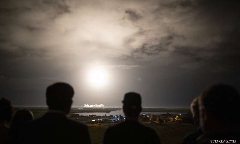 SpaceX Crew Dragon Launch Marks 600th Astronaut in 60 Years