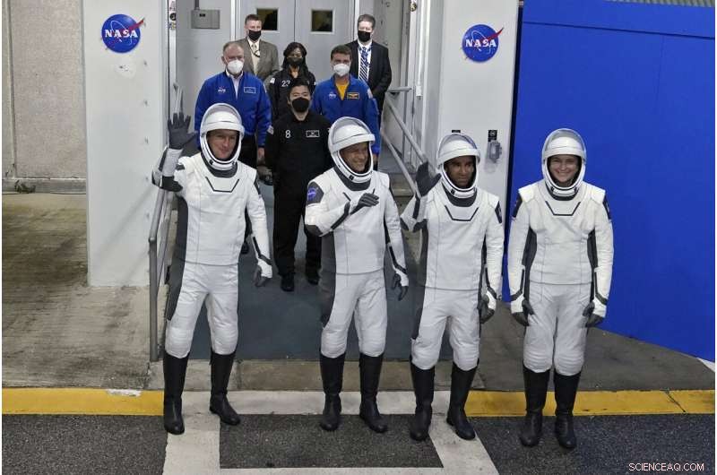 SpaceX Crew Dragon Launch Marks 600th Astronaut in 60 Years