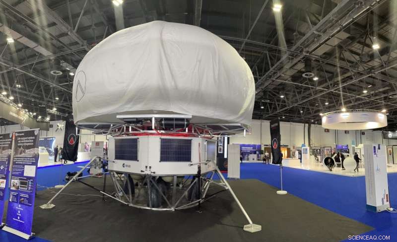 ESA s European Lunar Logistics Lander (EL3) Debuts Mockup at Dubai Astronautical Congress