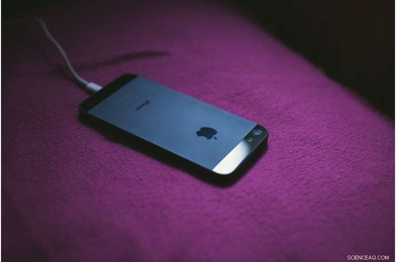 Brazilian Judge Imposes $20M Fine on Apple Over Chargerless iPhones