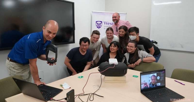 Scientists Achieve First International Holographic Teleportation