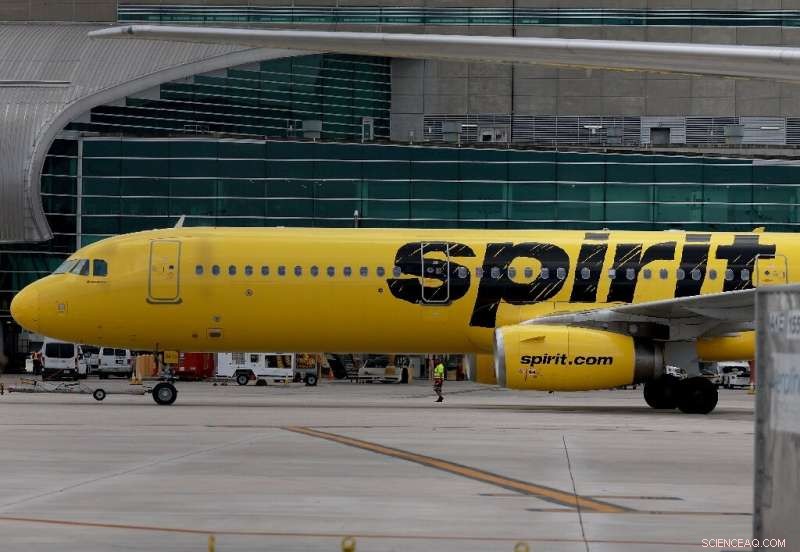 Spirit Airlines Cancels Frontier Merger, Reports Discussions With JetBlue