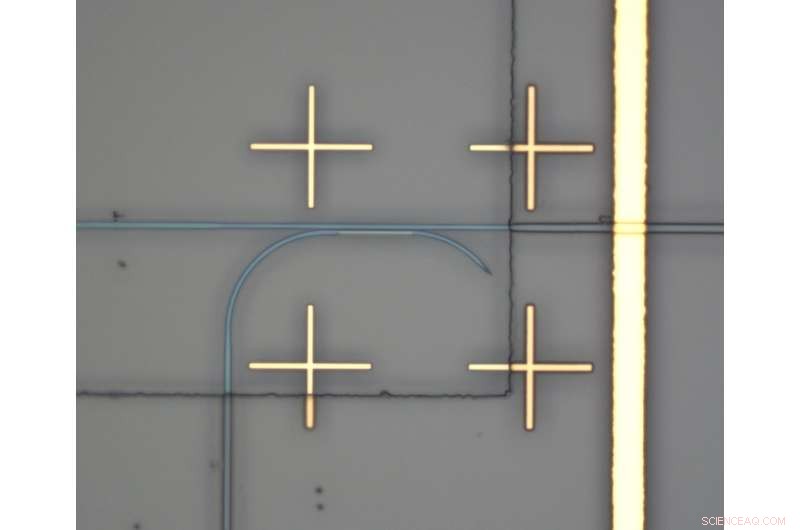 Oxford Scientists Create 1,000x Faster Light‑Based AI Processor for Rapid Data Analysis