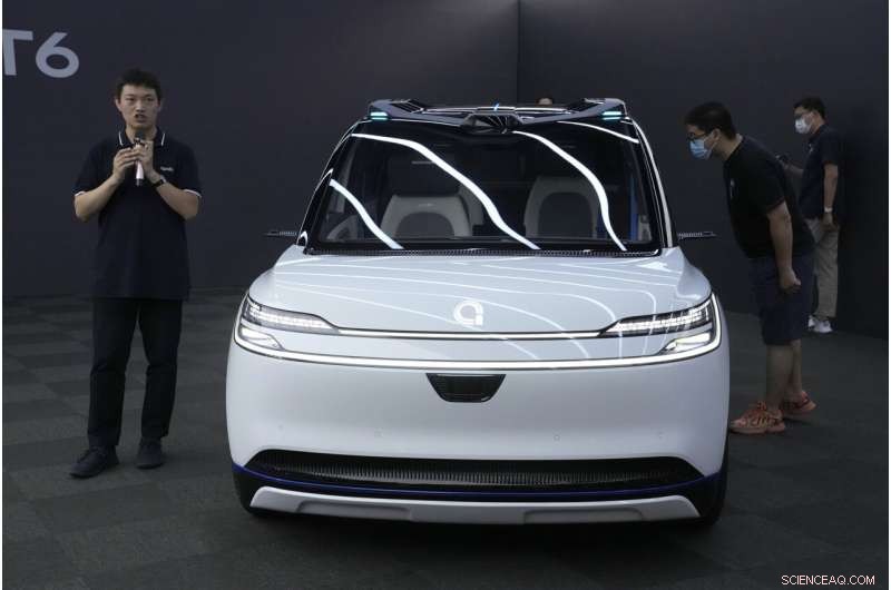 Baidu Launches Apollo RT6: Next‑Gen Fully Electric Autonomous Vehicle