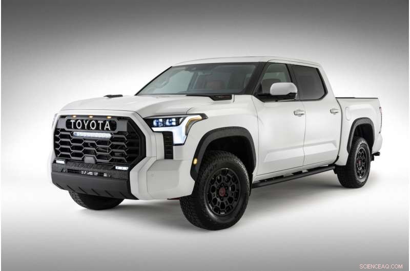 2022 Guide to the Top Hybrid Pickup Trucks – Expert Review