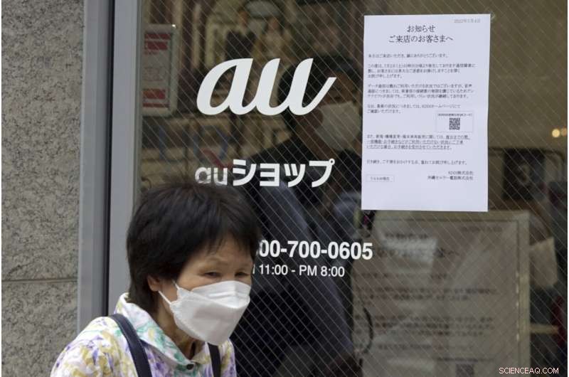 Massive Outage Hits Japan s No. 2 Telecom Carrier, Affecting 40 Million Users