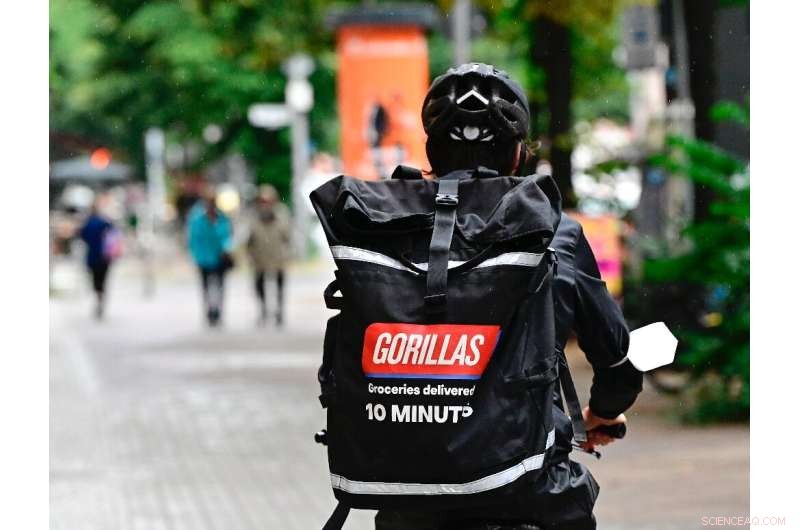 Ultra-Fast Delivery Firms Struggle Amid Post-Pandemic Slump