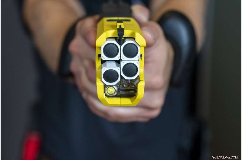 VR Taser Training: Enhancing Police Preparedness with Immersive Technology