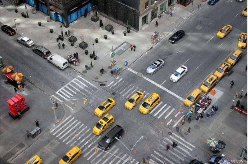 AI for Autonomous Vehicles: Reducing Idling at Traffic Lights