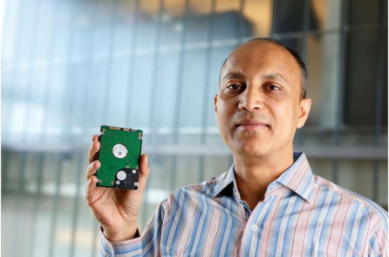 Government & Commercial Websites Share Tracking Software: New Research