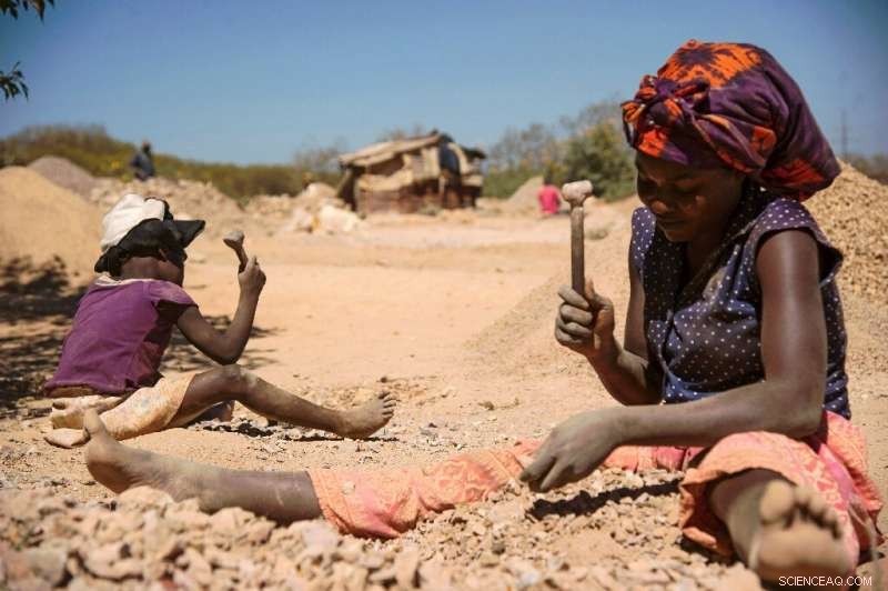 Debunking 3 Myths: The Real Environmental Impact of Electric Cars vs. Petrol