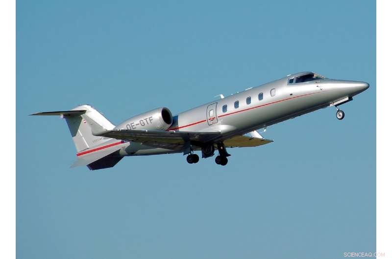 Elon Musk s Twitter Acquisition: UCF Student Tracks Private Jet - @ElonJet