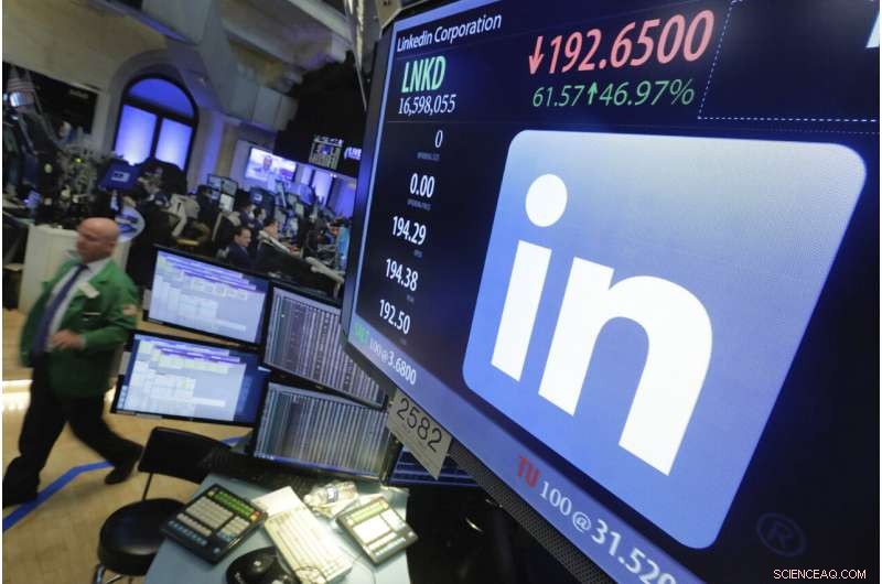 LinkedIn Agrees to $1.8 Million Settlement in U.S. Pay Discrimination Case
